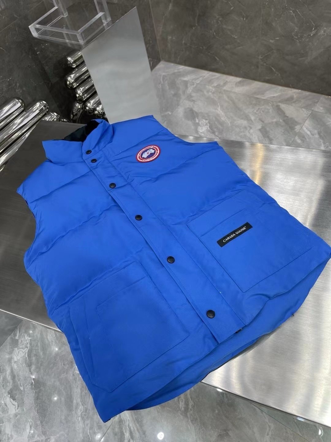 Canada Goose Freestyle Down Bodywarmer In Blue