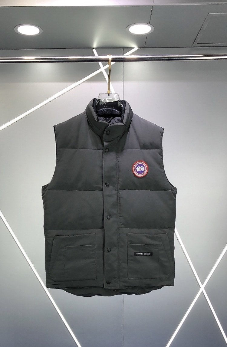 Canada Goose Freestyle Down Bodywarmer In Grey