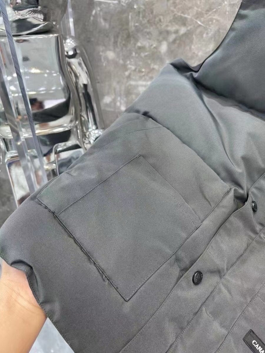 Canada Goose Freestyle Down Bodywarmer In Grey Black Patch
