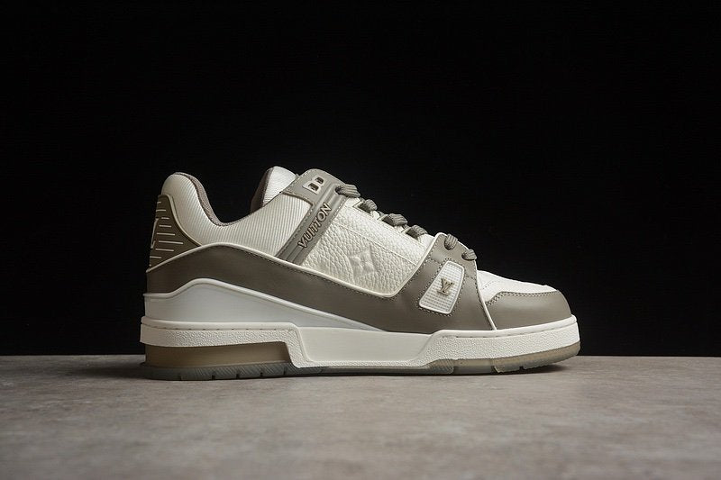 Louis Vuitton Trainer Grey White