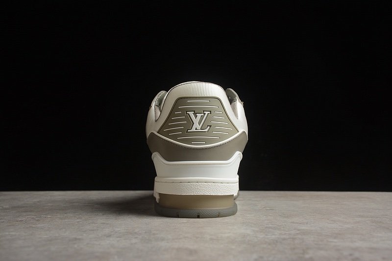 Louis Vuitton Trainer Grey White