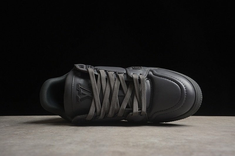Louis Vuitton Trainer Triple Grey