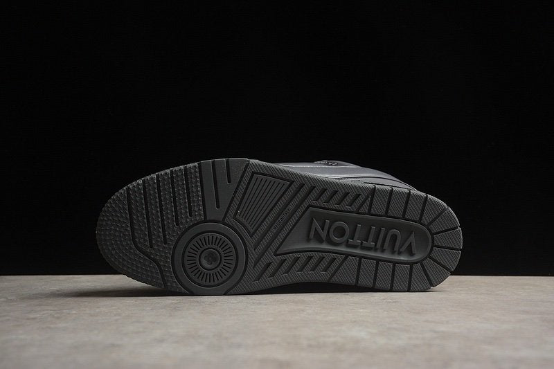 Louis Vuitton Trainer Triple Grey