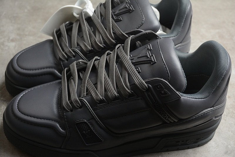 Louis Vuitton Trainer Triple Grey