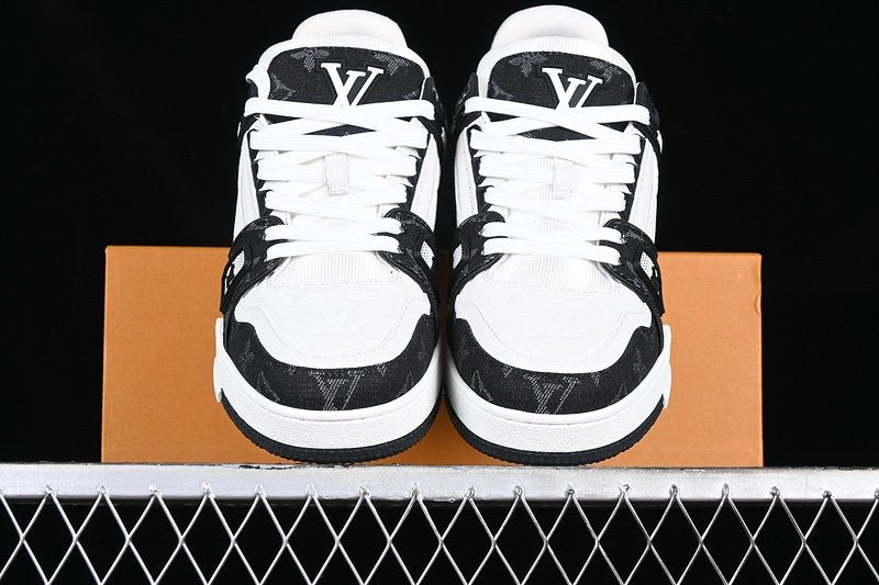 Louis Vuitton Trainer Monogram Black White