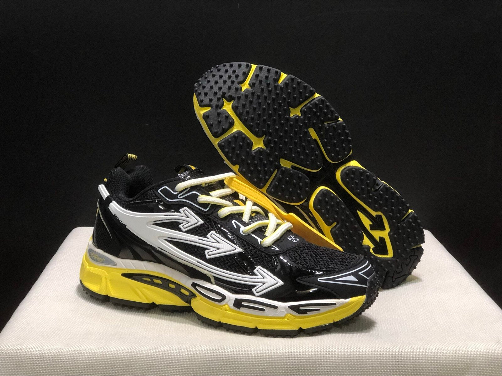Off-White Be Right Back Black/White Yellow