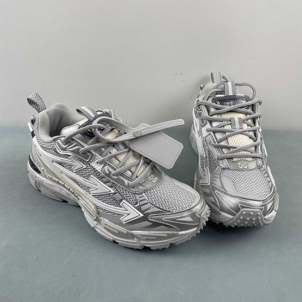 Off-White Be Right Back Silver Metallic