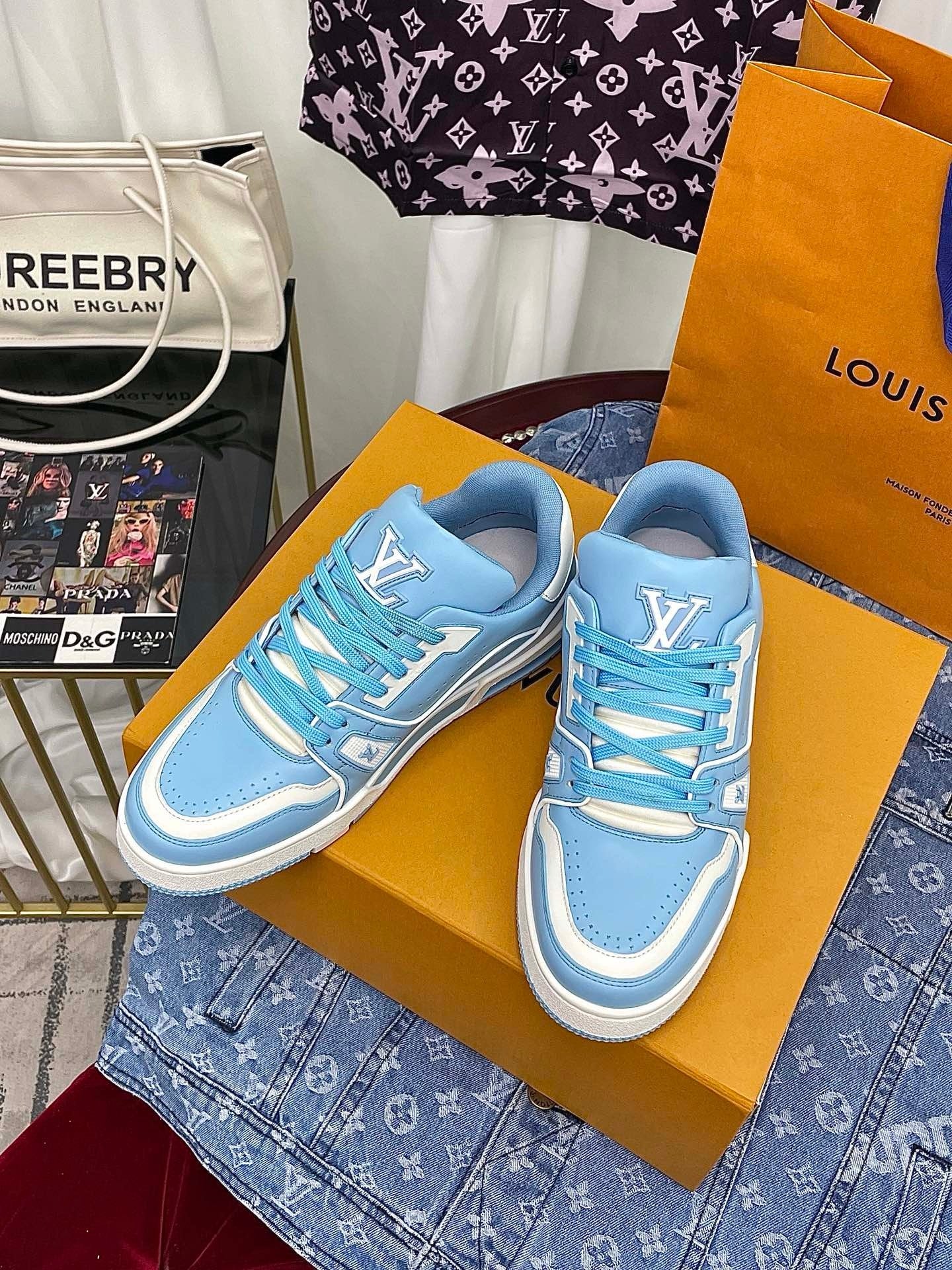 Louis Vuitton Trainer #54 Light Blue White