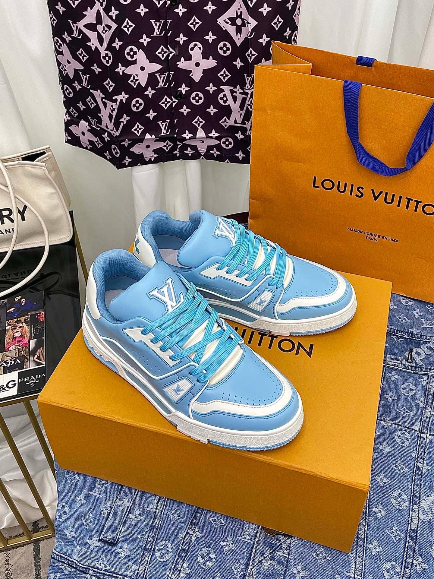 Louis Vuitton Trainer #54 Light Blue White
