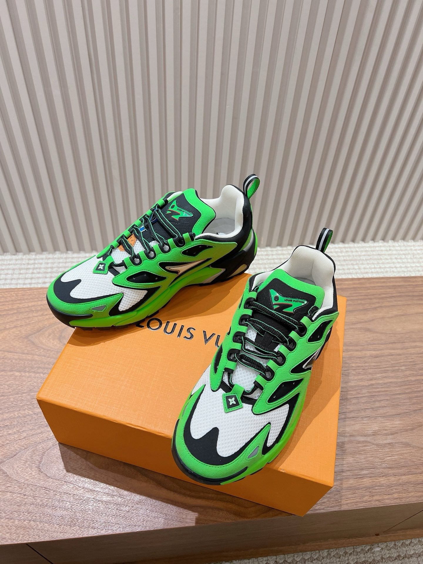 Louis Vuitton Runner Tatic Green