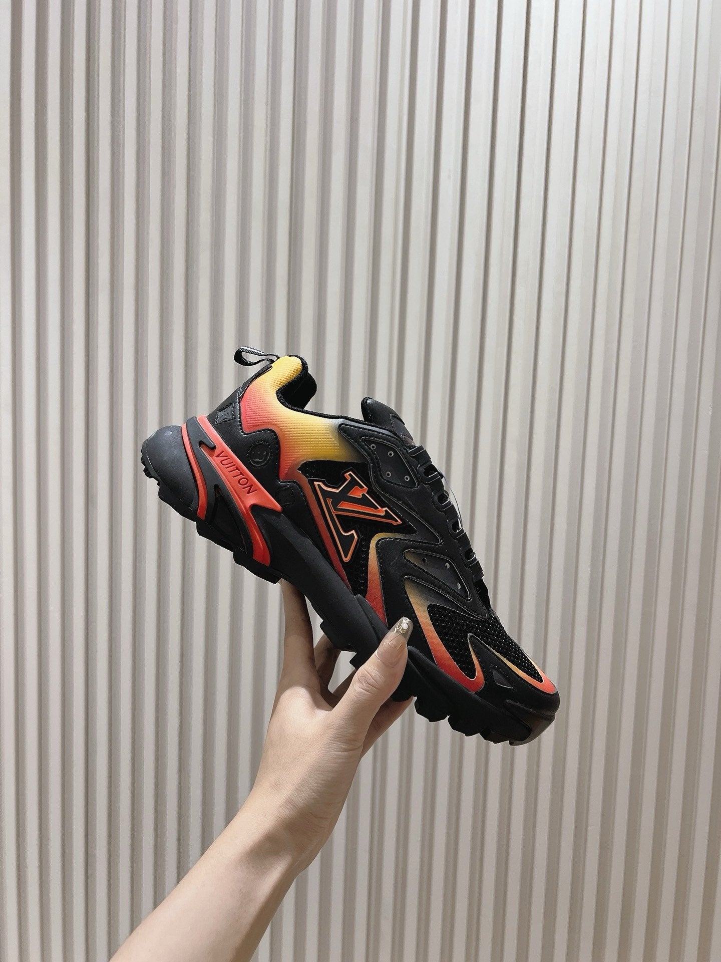 Louis Vuitton Runner Tatic Black Red