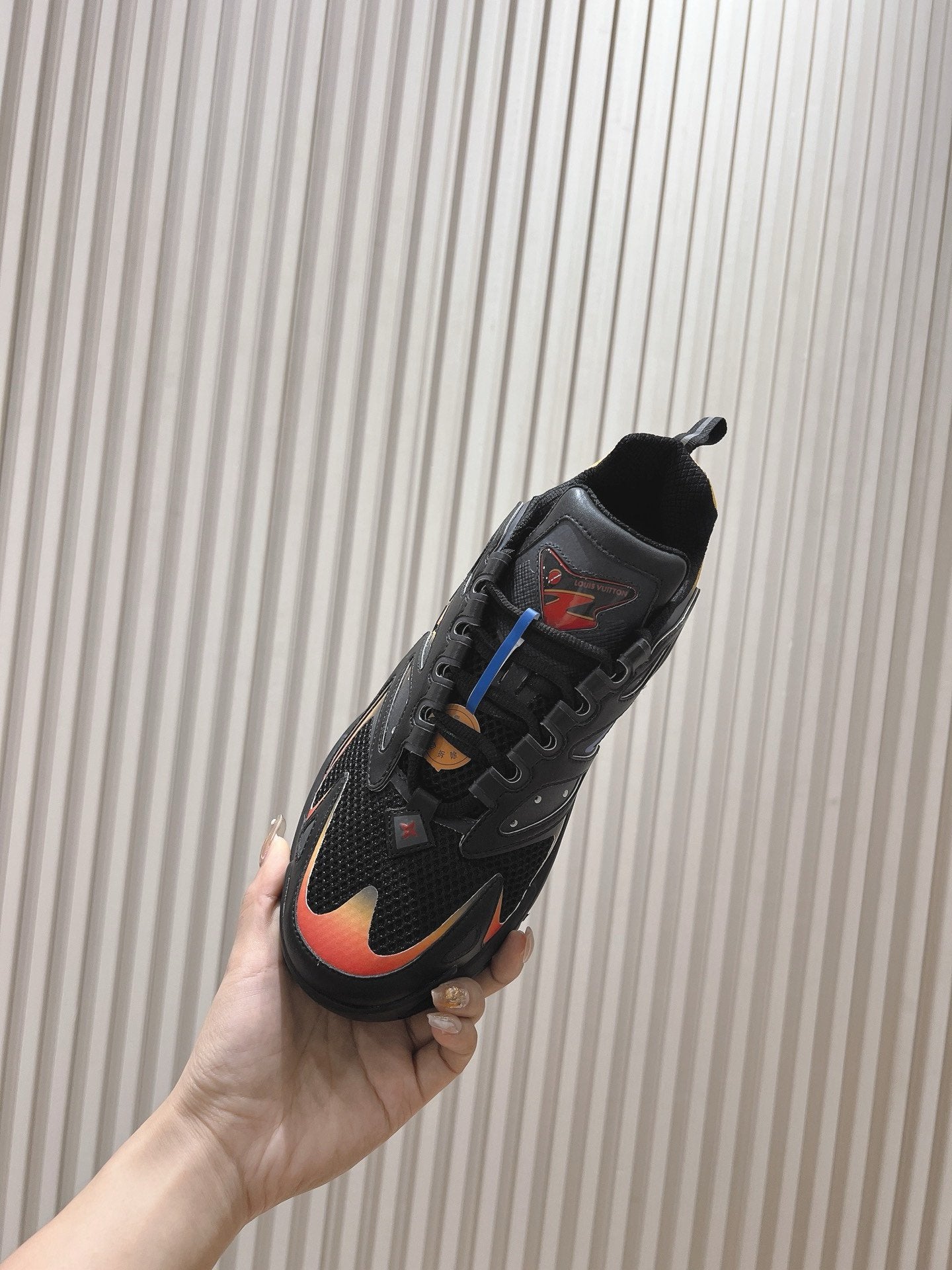 Louis Vuitton Runner Tatic Black Red