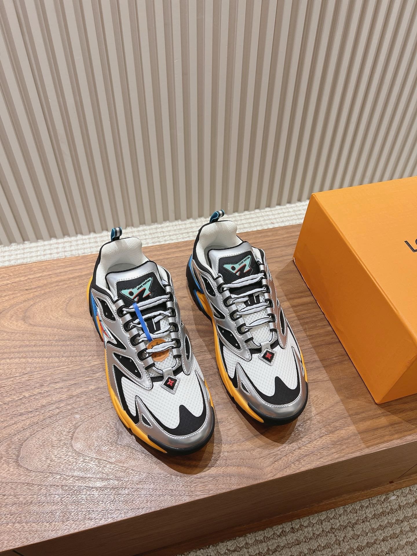 Louis Vuitton Runner Tatic Silver