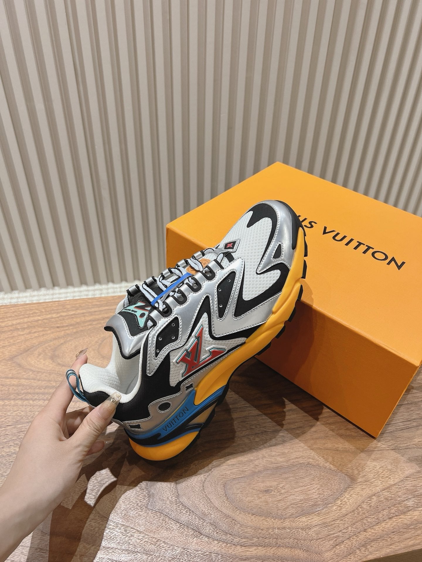 Louis Vuitton Runner Tatic Silver