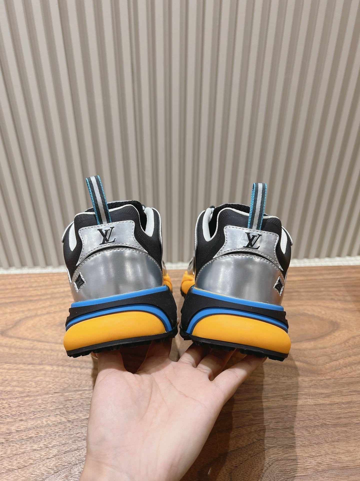 Louis Vuitton Runner Tatic Silver