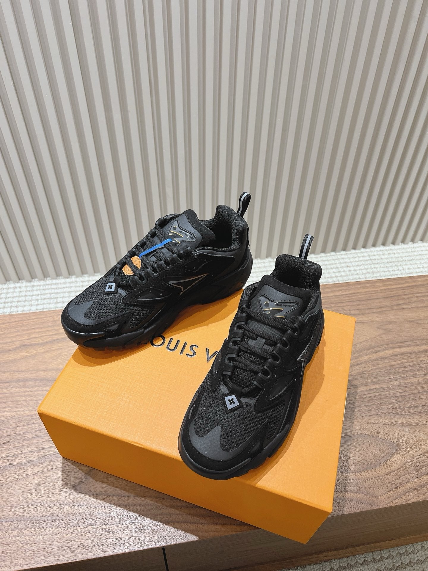 Louis Vuitton Runner Tatic Black