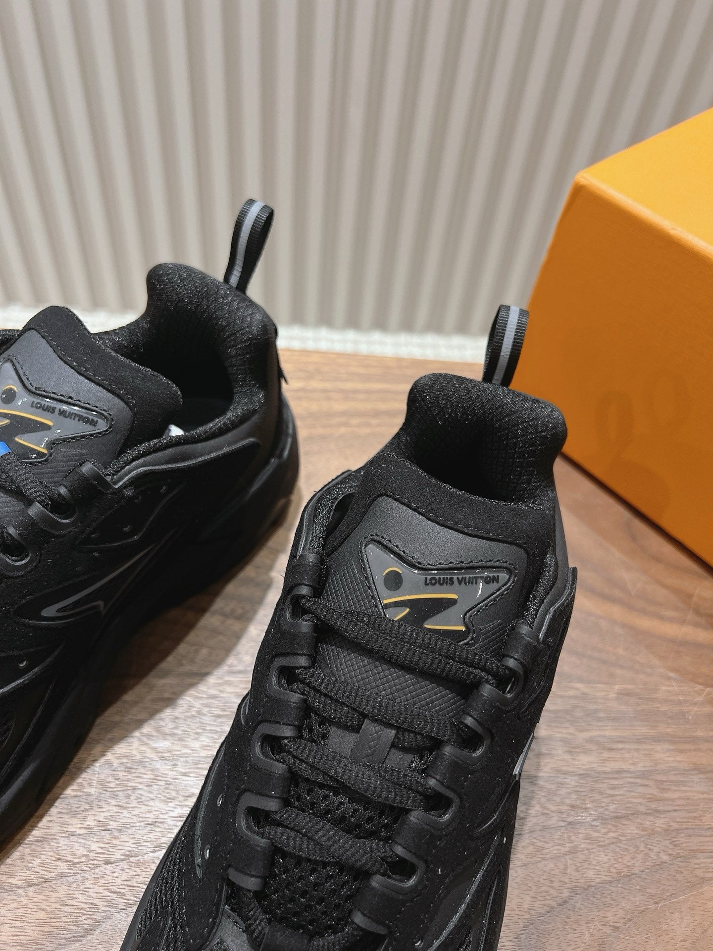 Louis Vuitton Runner Tatic Black