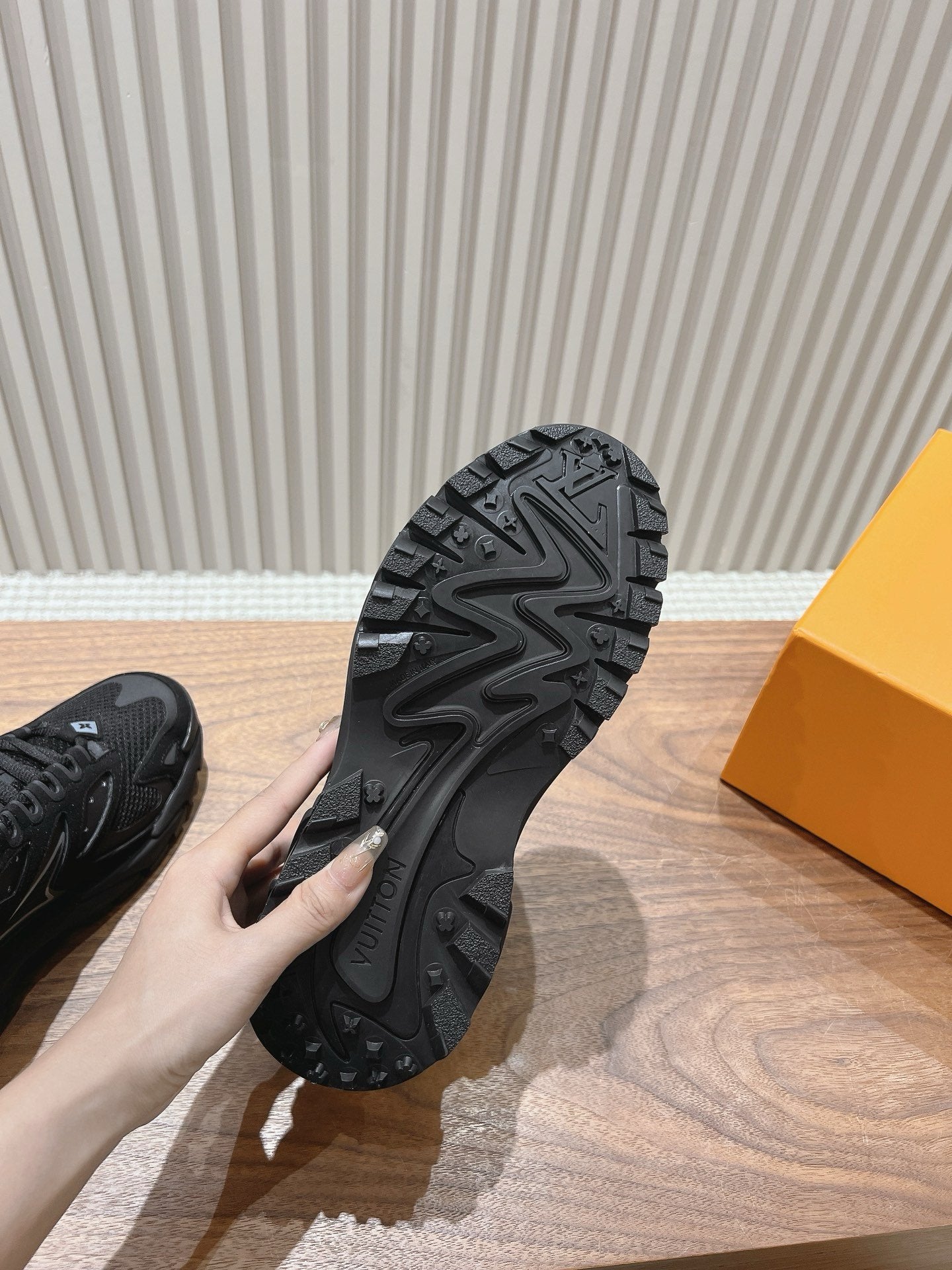 Louis Vuitton Runner Tatic Black