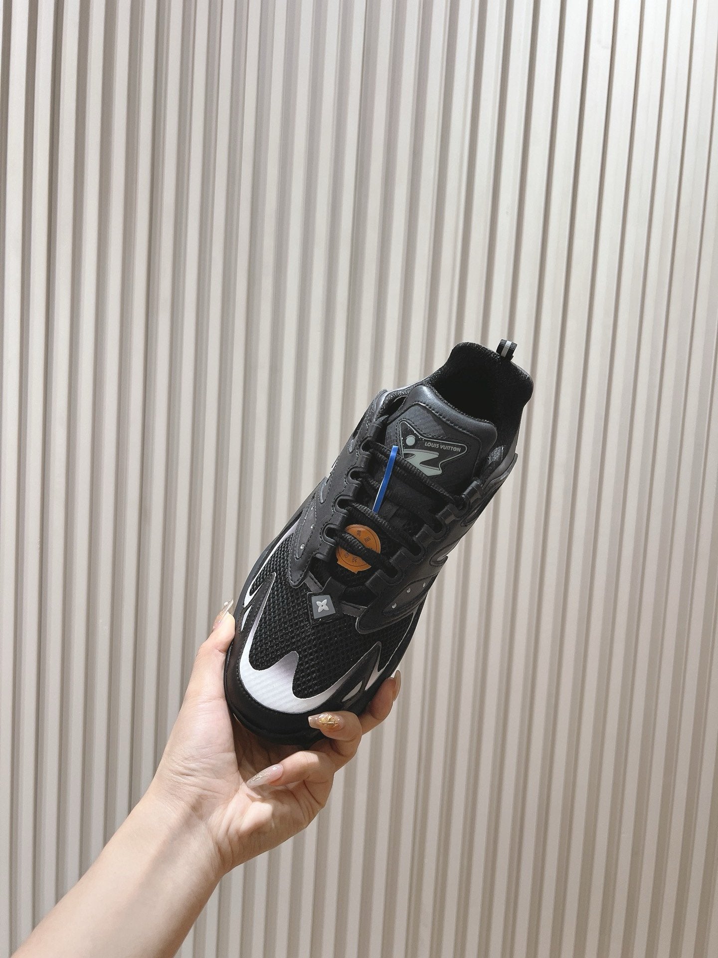 Louis Vuitton Runner Tatic Black White