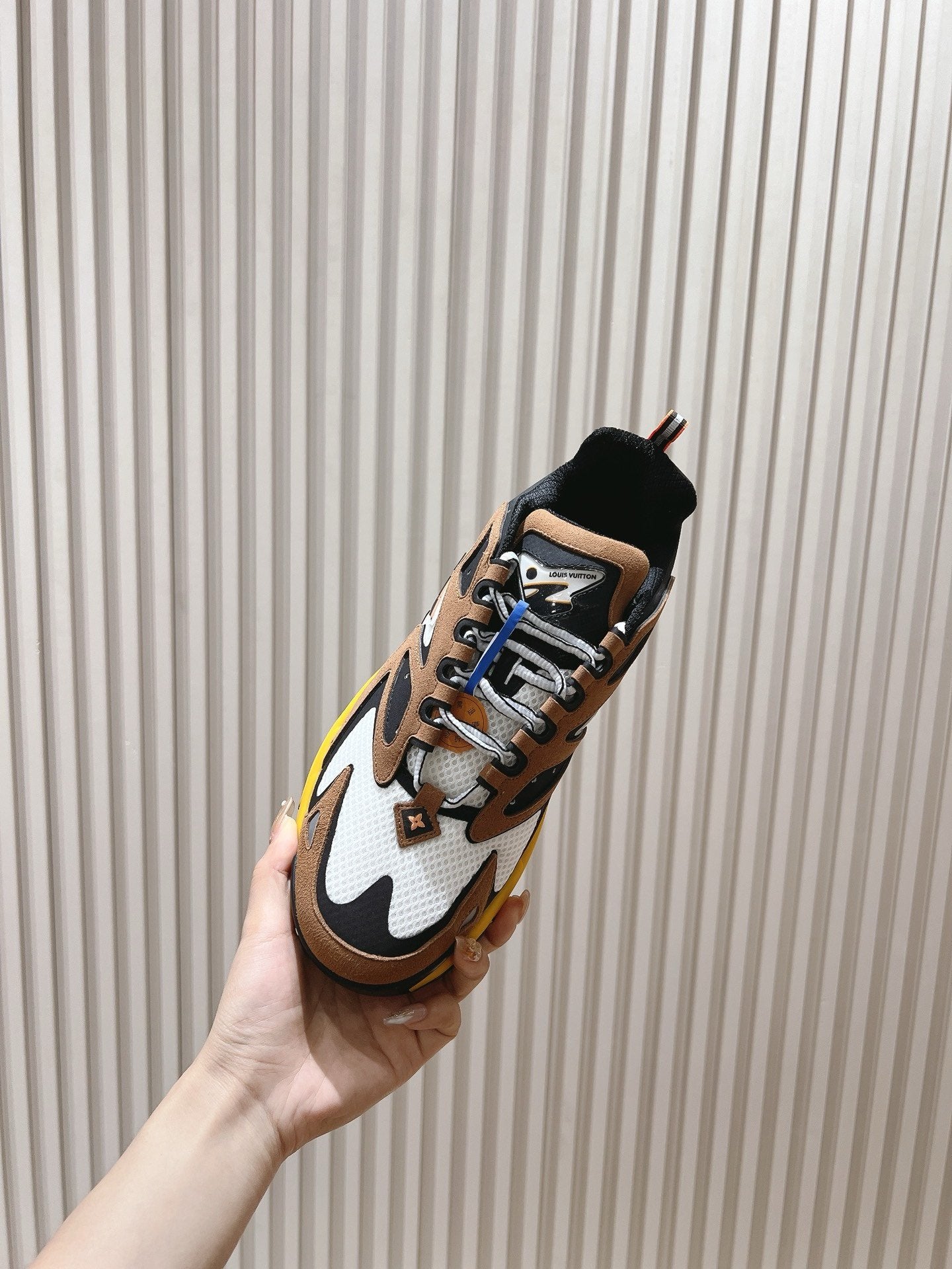 Louis Vuitton Runner Tatic Moka