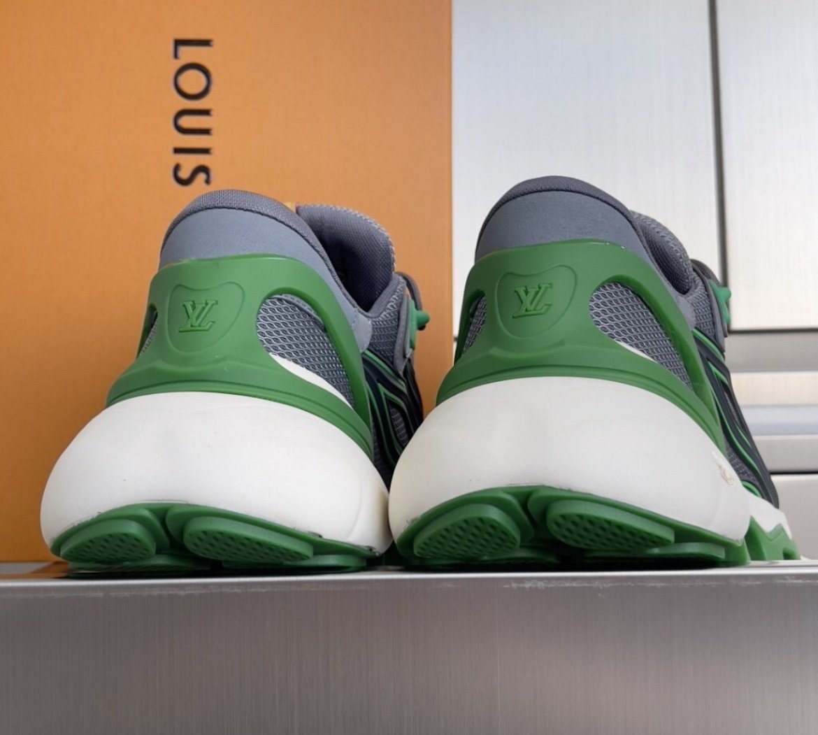 Louis Vuitton Summit Sneaker Grey/Green