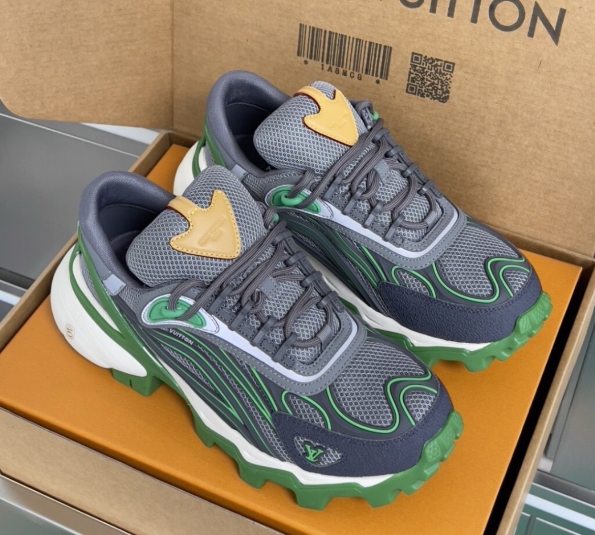 Louis Vuitton Summit Sneaker Grey/Green