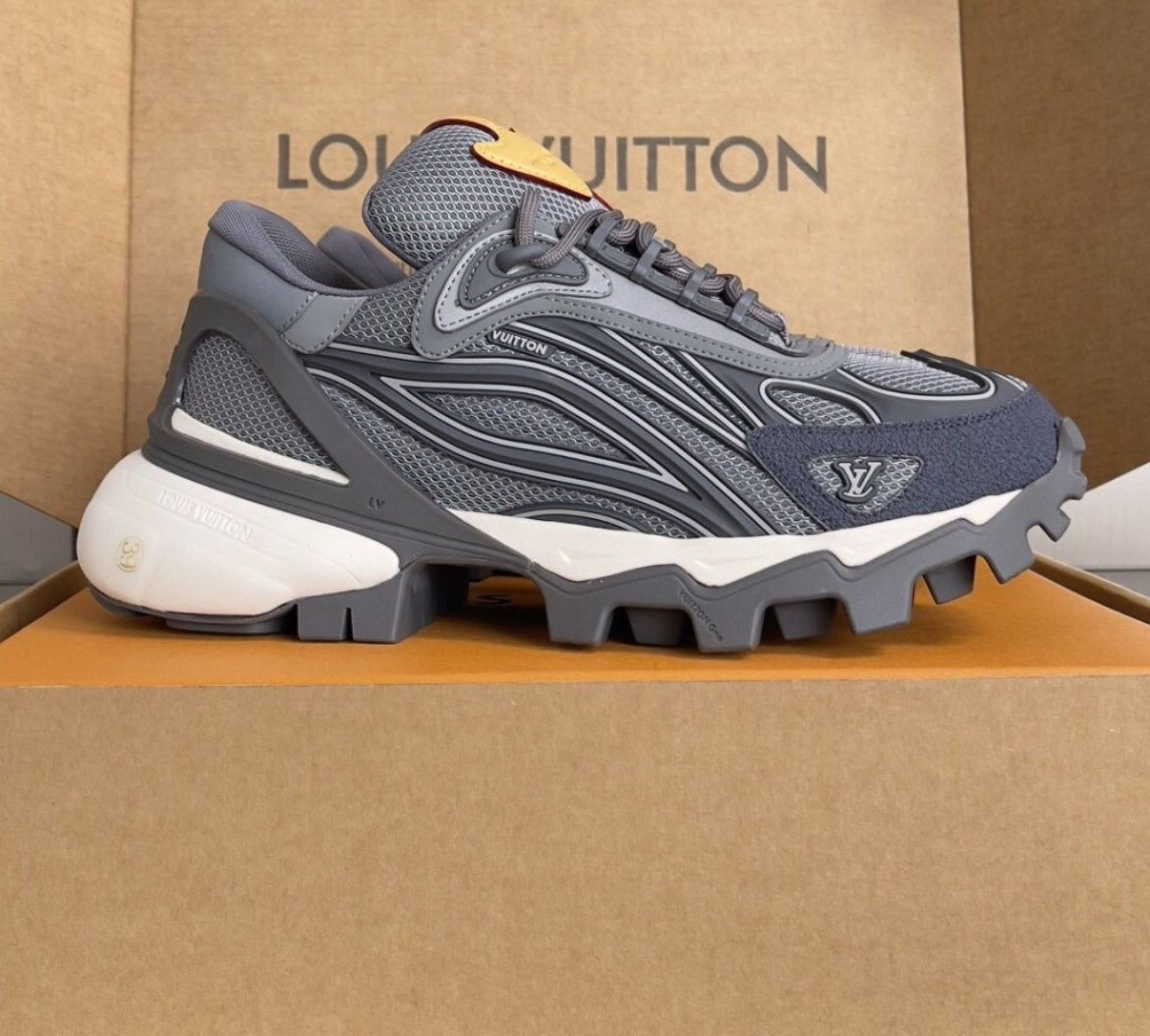 Louis Vuitton Summit Sneaker Grey/White