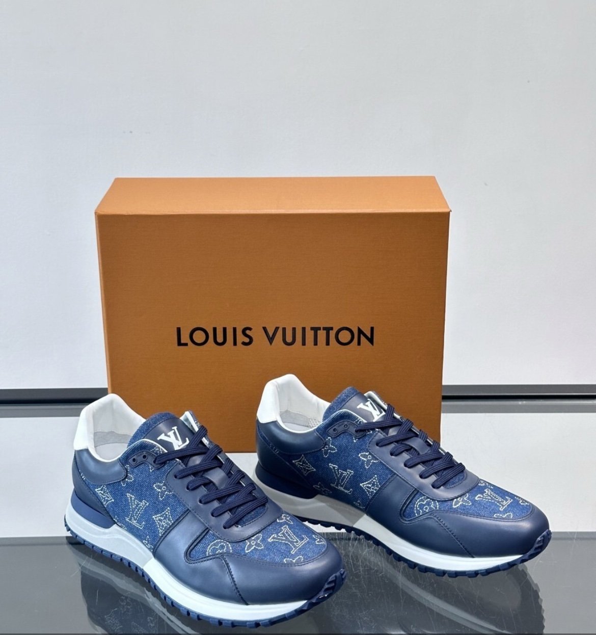Louis Vuitton Run Away Sneaker Navy-White
